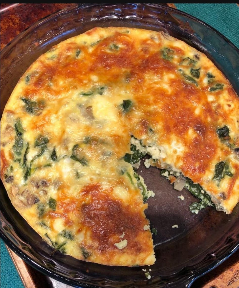 Crustless Quiche with Mushrooms, Spinach and Feta | ARABE-DATSH