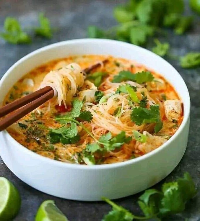 Thai Chicken Noodle Soup | ARABE-DATSH